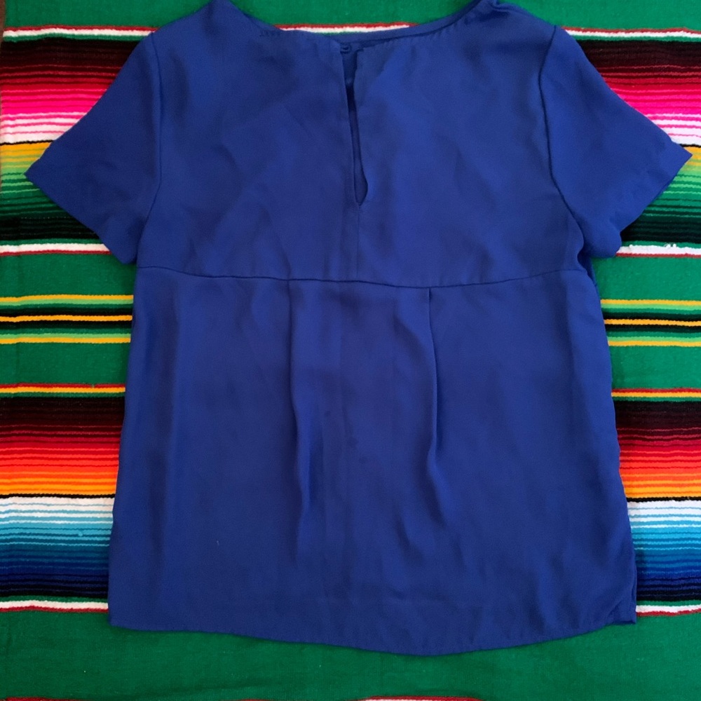 Top - Picture 2 of 5